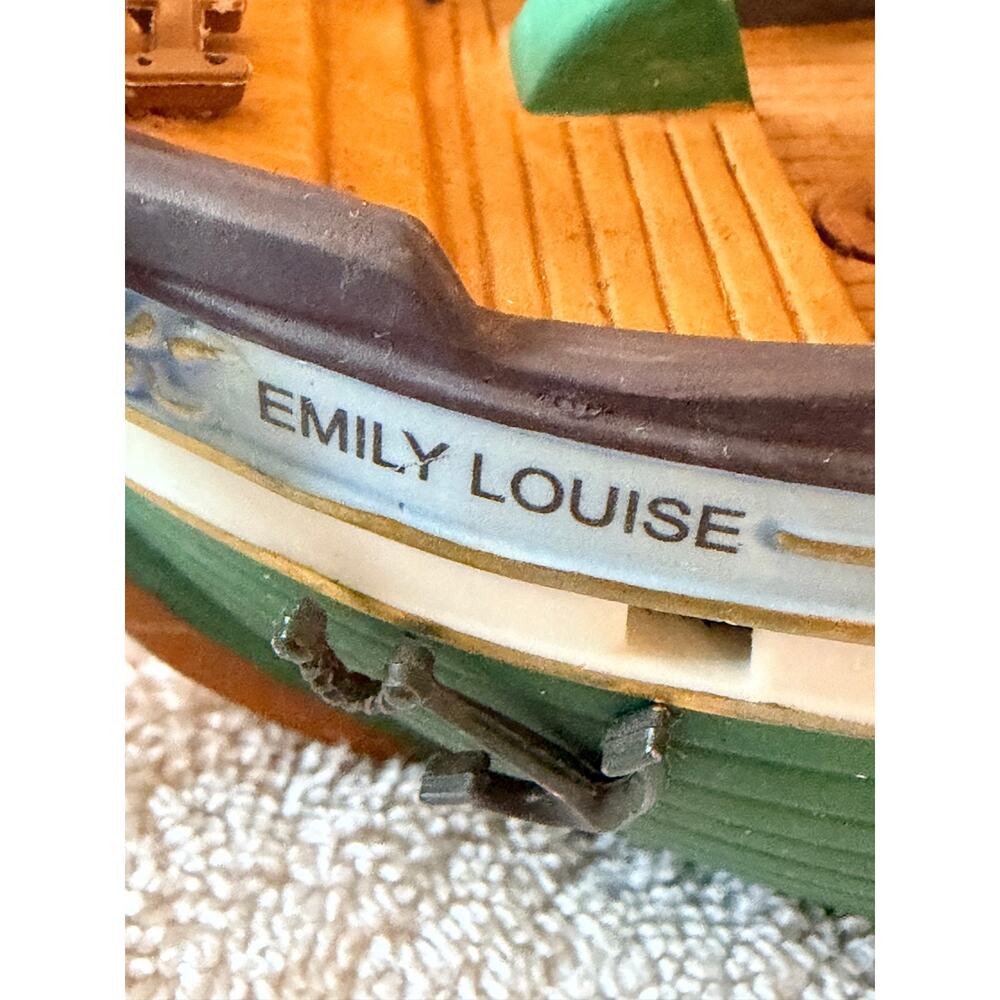 Dept 56 Heritage Village Snow Village The Emily Louise Ship Dock Lighted Set - Picture 9 of 16